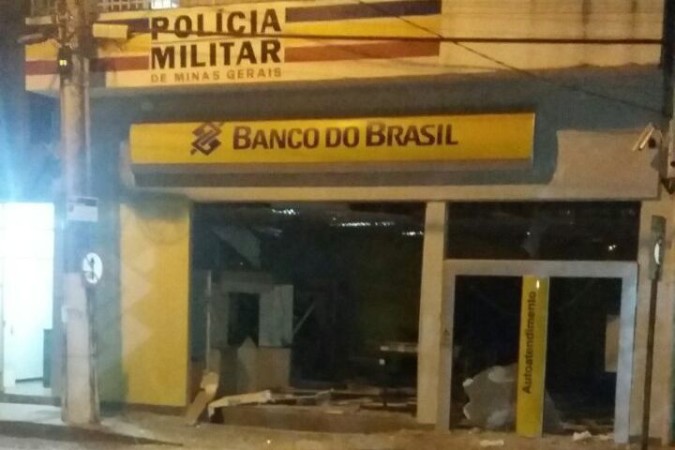 Grupo explodiu caixas eletrônicos no Banco do Brasil de Felixlândia (Divulgação)