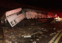 Acidente deixa um morto e oito feridos na BR-251, no Norte de Minas