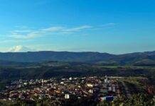 Removidos de casas próximas à barragem em Minas cobram reparação