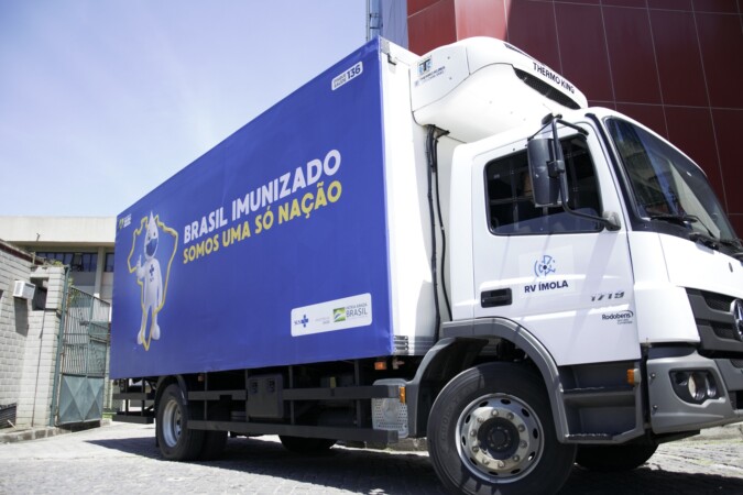 Fiocruz entrega mais 2,2 milhões de doses de vacina contra Covid-19