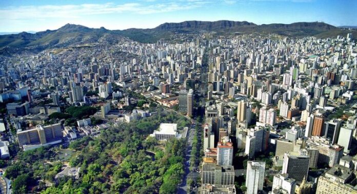 BH retoma reabertura gradual de atividades