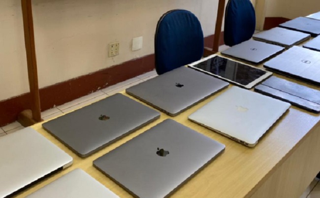Empresária de Teófilo Otoni é presa por receptação de notebooks furtados