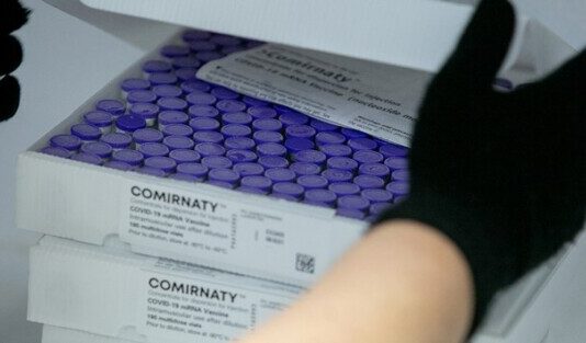 Anvisa autoriza vacina da Pfizer para pessoas a partir de 12 anos