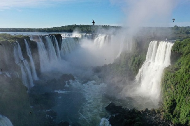 Paraná Turismo lança pesquisa anual sobre cenário do setor no Estado