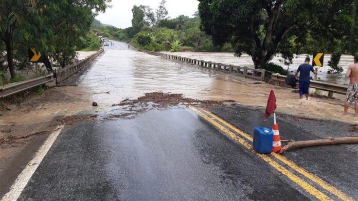 Força-tarefa atua nos municípios afetados pelas chuvas na Bahia
