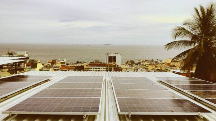 Conheça as vantagens da energia solar nas residências
