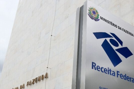 Receita Federal esclarece reforço na fiscalização de transações via Pix e cartão de crédito